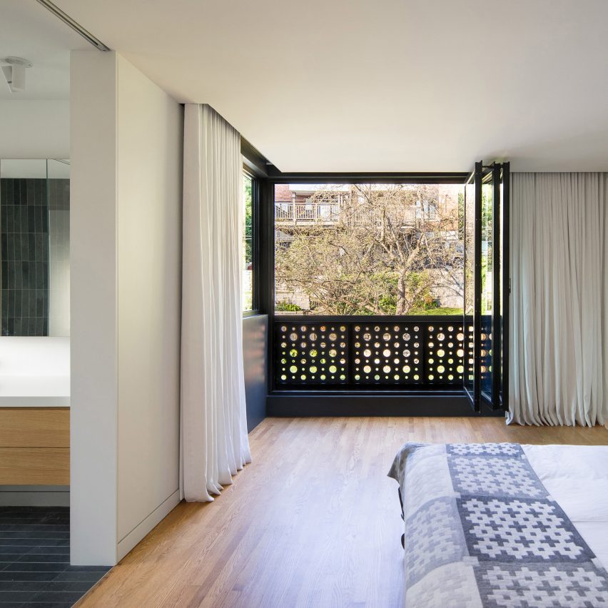 Black Box II by Natalie Dionne Architecture