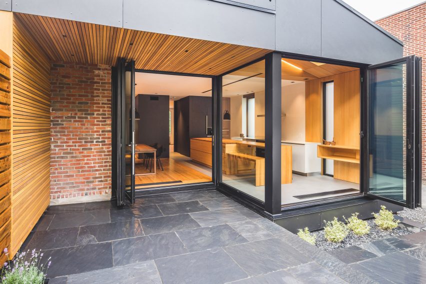 Black Box II by Natalie Dionne Architecture