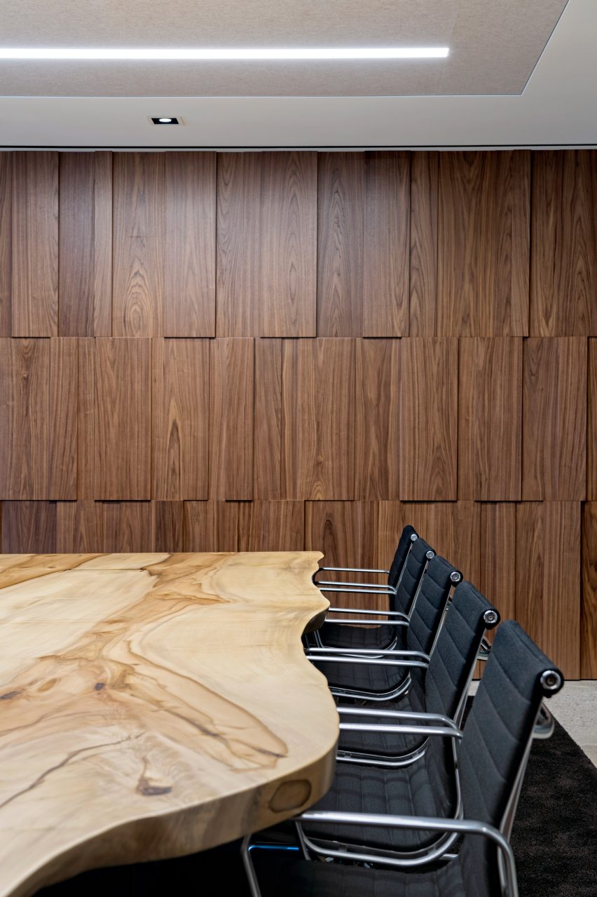Cambridge Associates by Studio OA