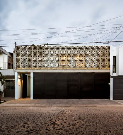 Casa Azul by Delfino Lozano