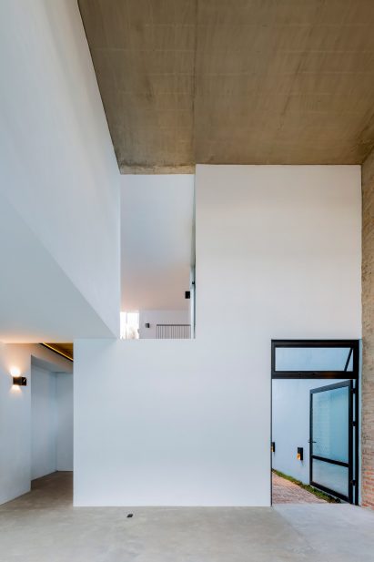 Casa Azul by Delfino Lozano