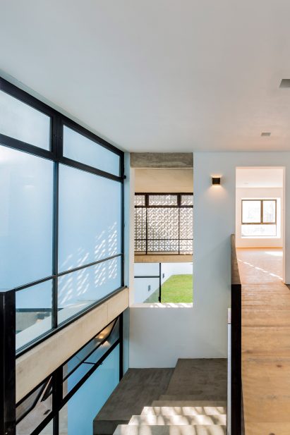 Casa Azul by Delfino Lozano