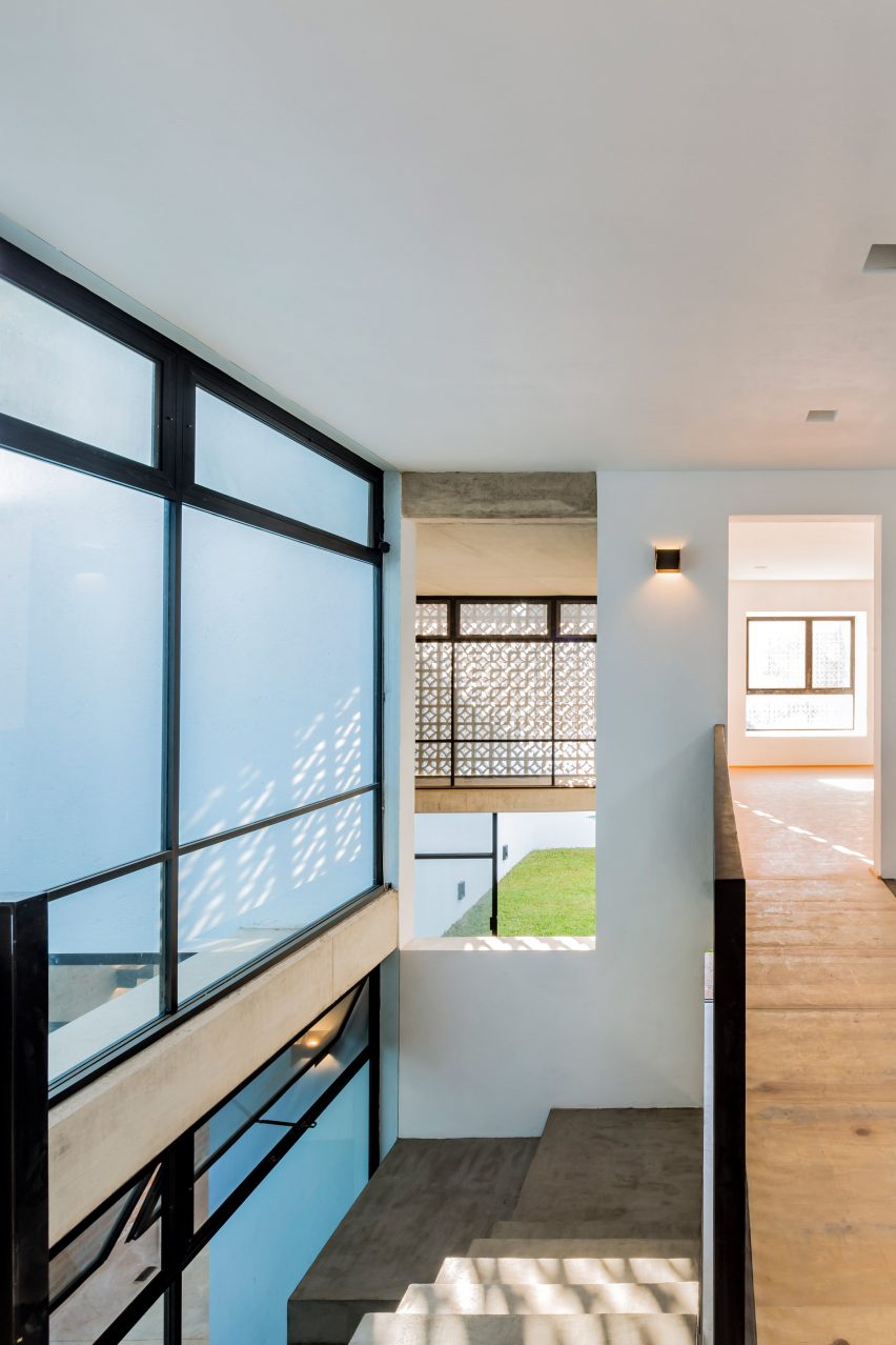 Casa Azul by Delfino Lozano