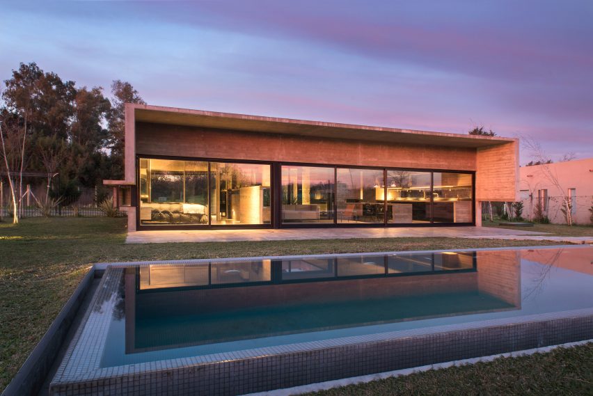 Casa Mach by Luciano Kruk