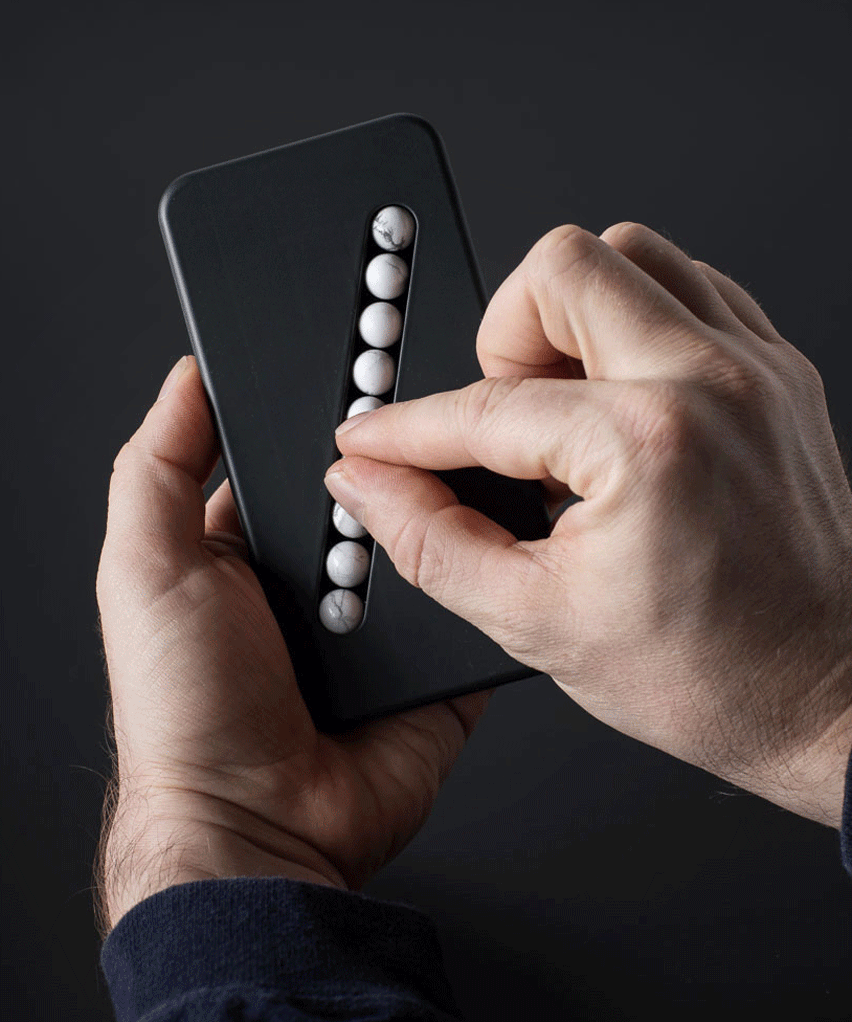 Klemens Schillinger’s Substitute Phone is designed to overcome smartphone addiction