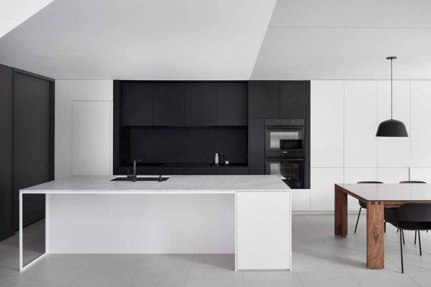 De la Roche residence by _naturehumaine