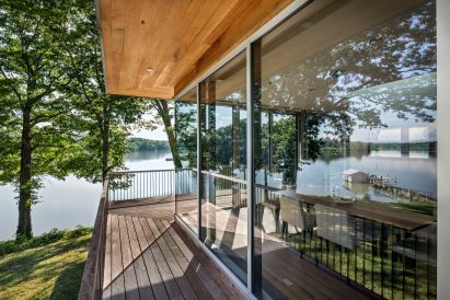 Deep Point Road House by BFDO Architects