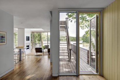 Deep Point Road House by BFDO Architects