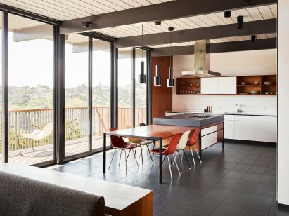 Diamond House by Michael Hennessey Architecture