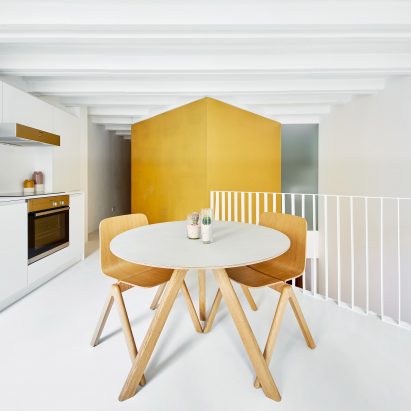 Duplex Tibbaut by Raul Sanchez Architects