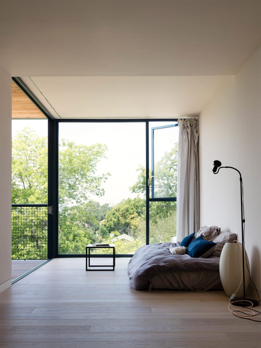 Fleischmann House by Productora