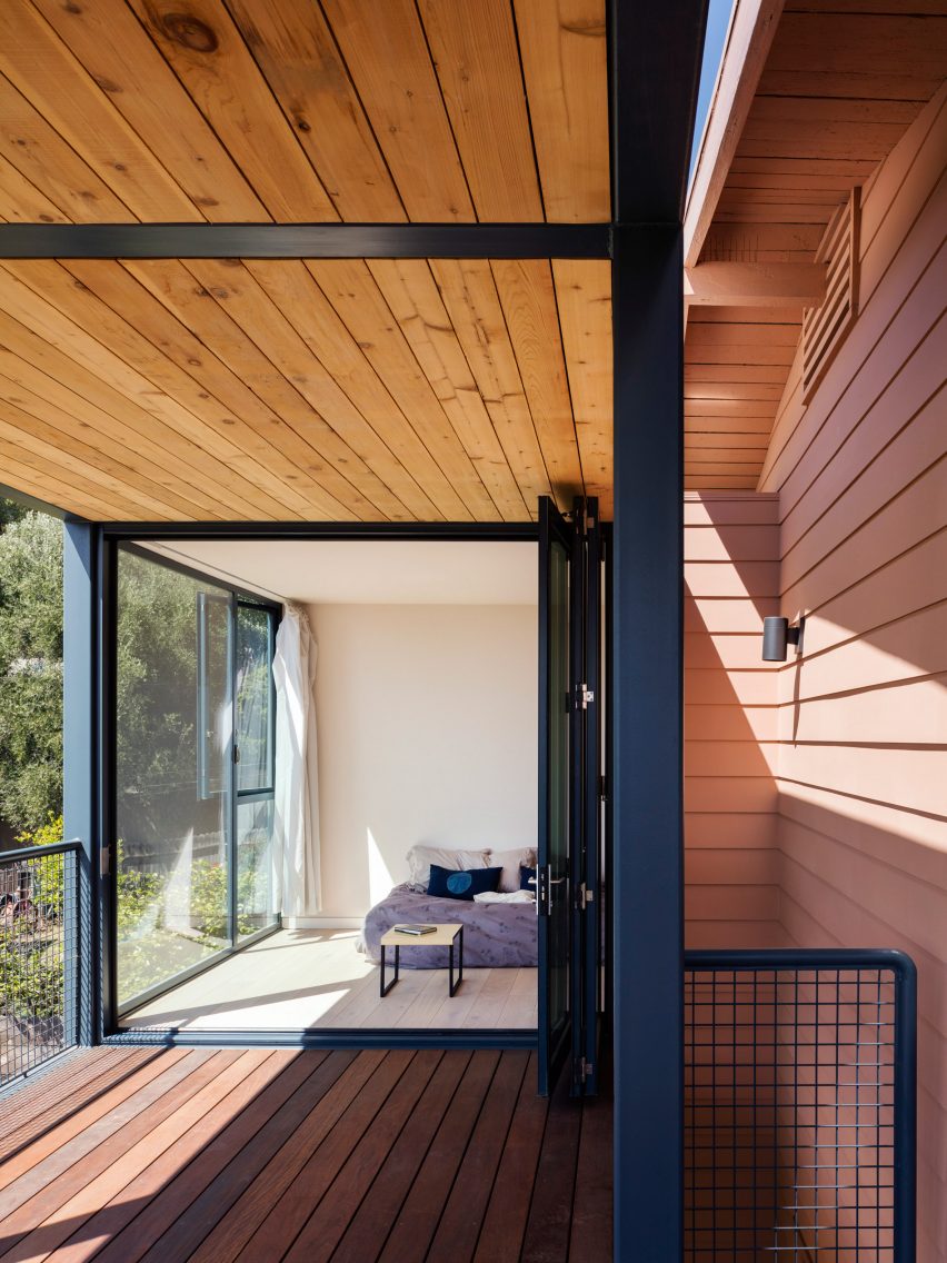 Fleischmann House by Productora