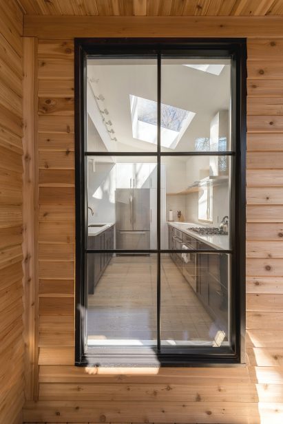 Hilton Residence by StudioAC