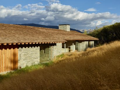 House in Jackson by McLean Quinlan