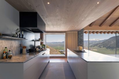 House in Jackson by McLean Quinlan