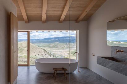 House in Jackson by McLean Quinlan
