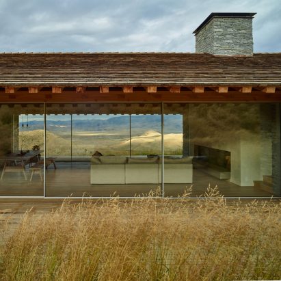 House in Jackson by McLean Quinlan