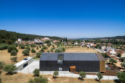 House in Ourem by Filipe Saraiva Arquitectos