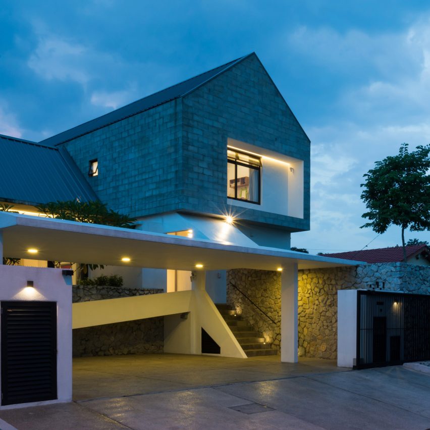 Knikno House by Fabian Tan Architect