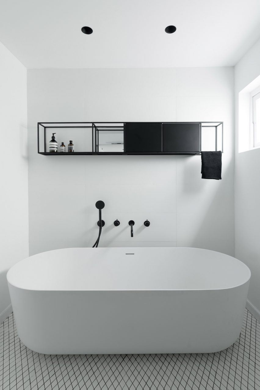 Renovated Bauhaus apartment by Lital Ophir and Ilana Bronfen