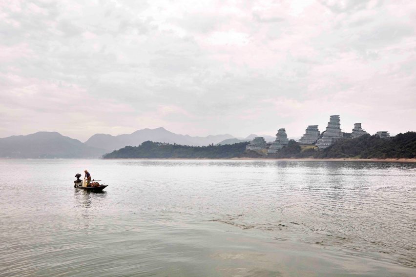 Hufton + Crow MAD Huangshan Mountain Village