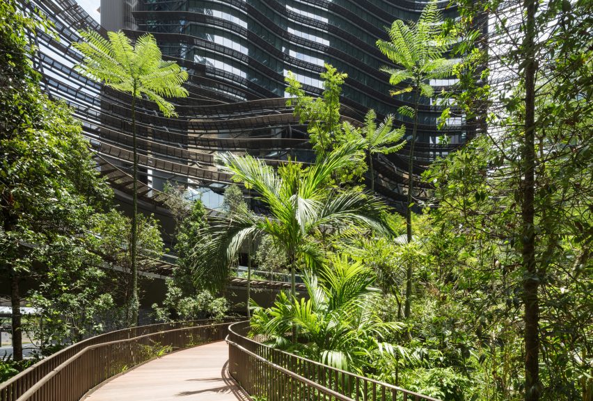 Marina One by Ingenhoven Architects