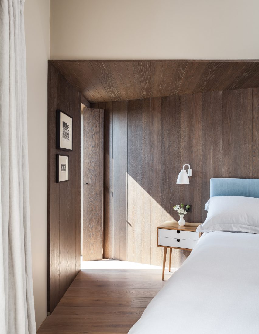 Marsh Hill by Mole Architects