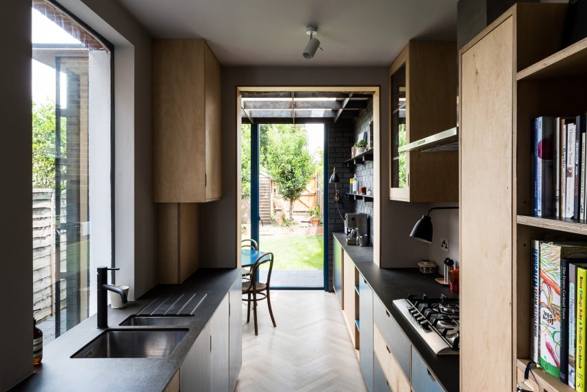 My House by MWArchitects