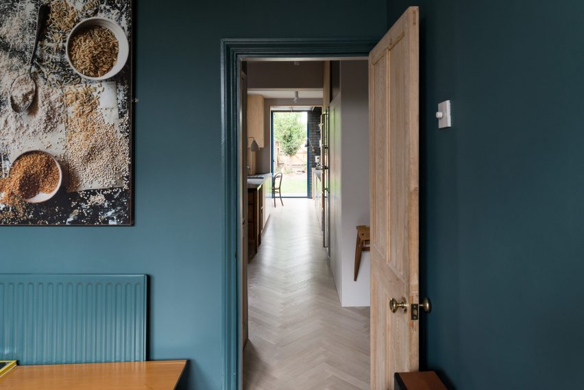 My House by MWArchitects