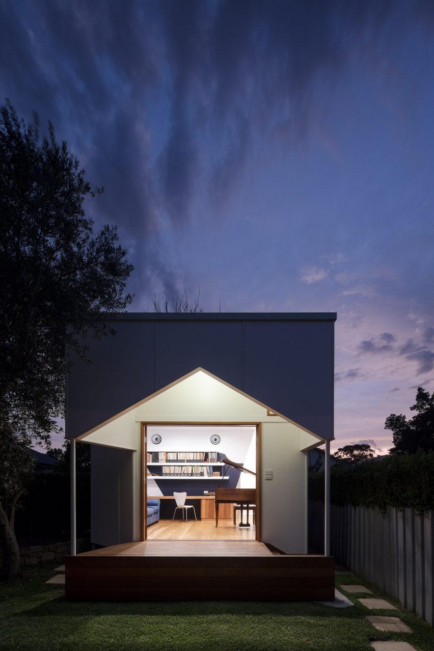 Newcastle music studio by M3 Architecture