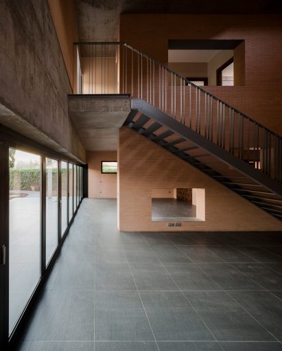 Perea Borobio House by Canales & Lombardero