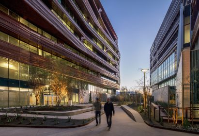 Phoenix Biomedical Sciences Building by CO Architects