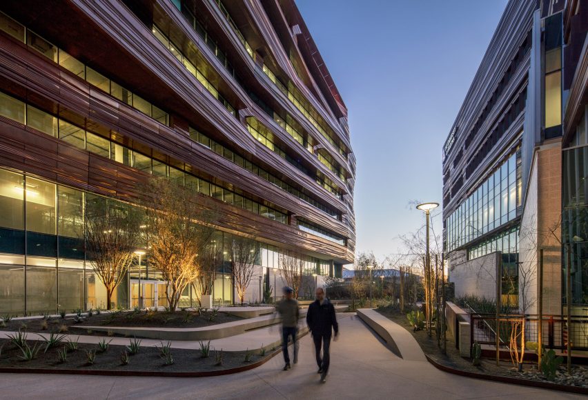 Phoenix Biomedical Sciences Building by CO Architects
