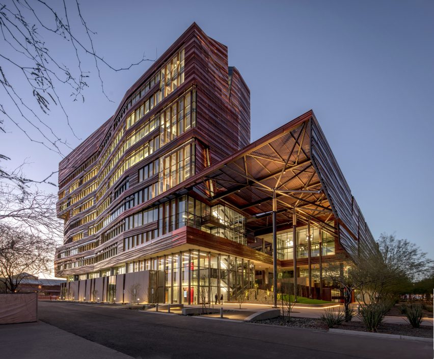 Phoenix Biomedical Sciences Building by CO Architects