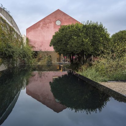 Pinterest roundup pink buildings