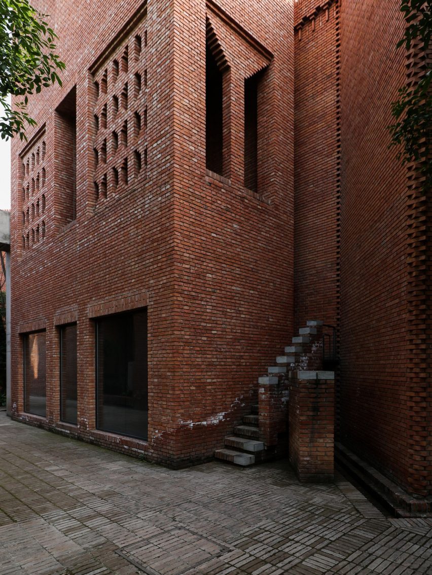 Dong Yugan uses brick to form sculptural surfaces and playful structures at Red Brick Art Museum
