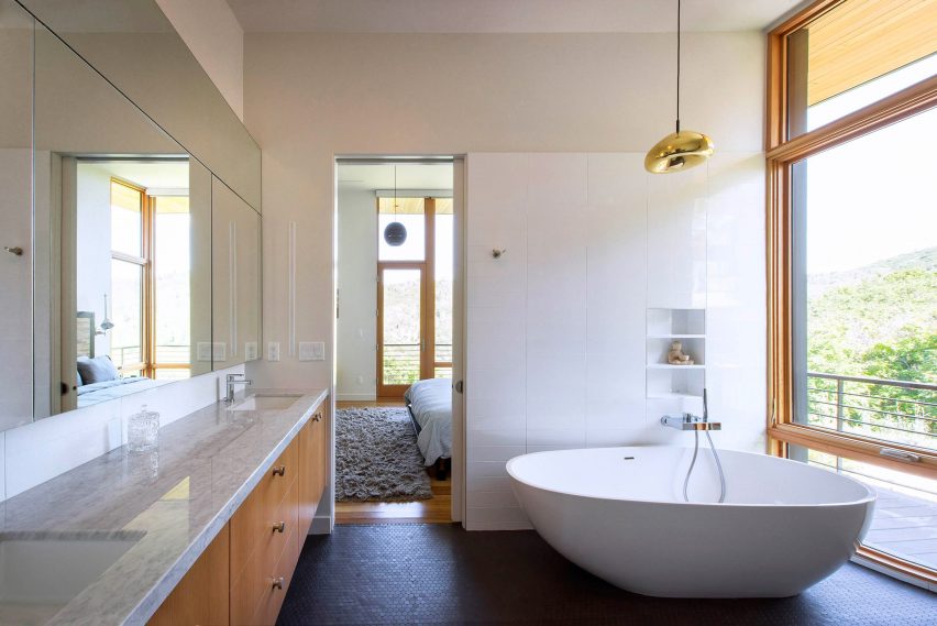 Red Hawk Residence by Imbue Design