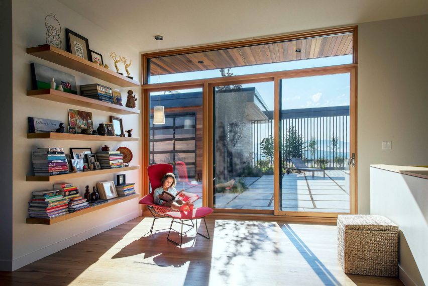 Red Hawk Residence by Imbue Design