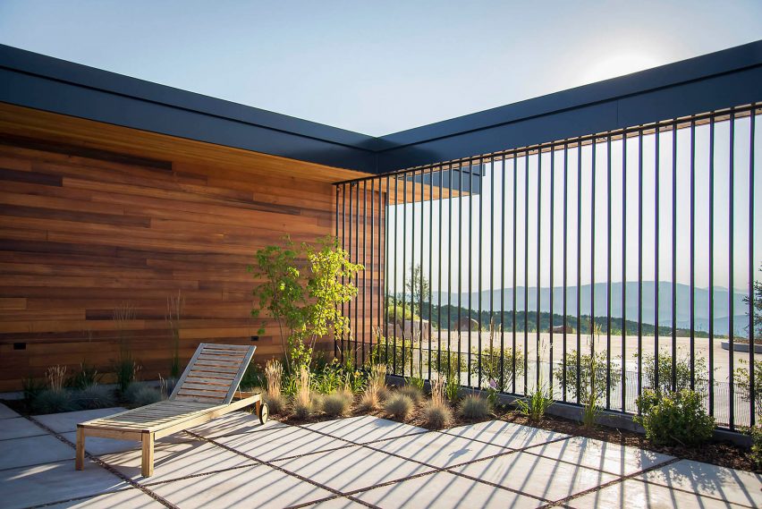 Red Hawk Residence by Imbue Design