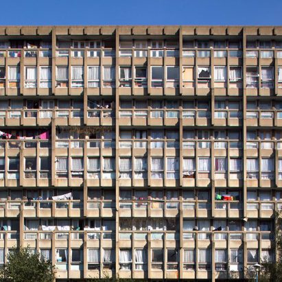 V&A acquires entire one-bedroom flat from Robin Hood Gardens