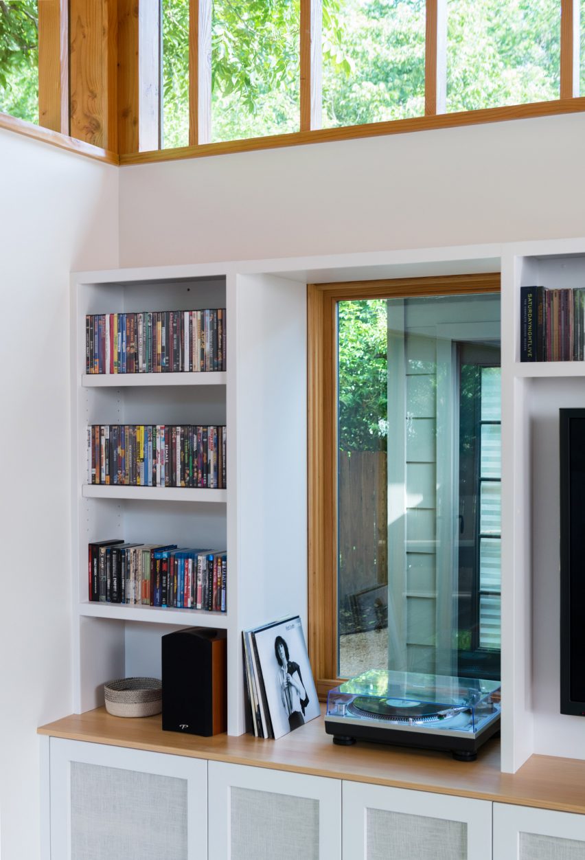 Skyview by Murray Legge Architecture