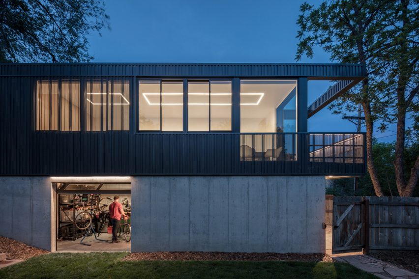 Space Pod by Studio B