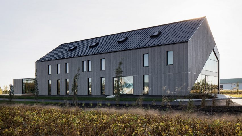 Standing in the Middle of the Field by Maurice Martel architect