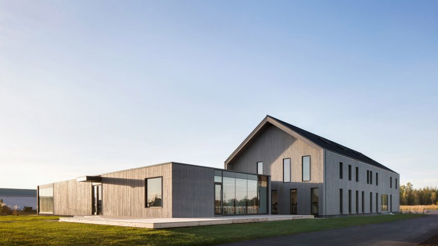 Standing in the Middle of the Field by Maurice Martel architect