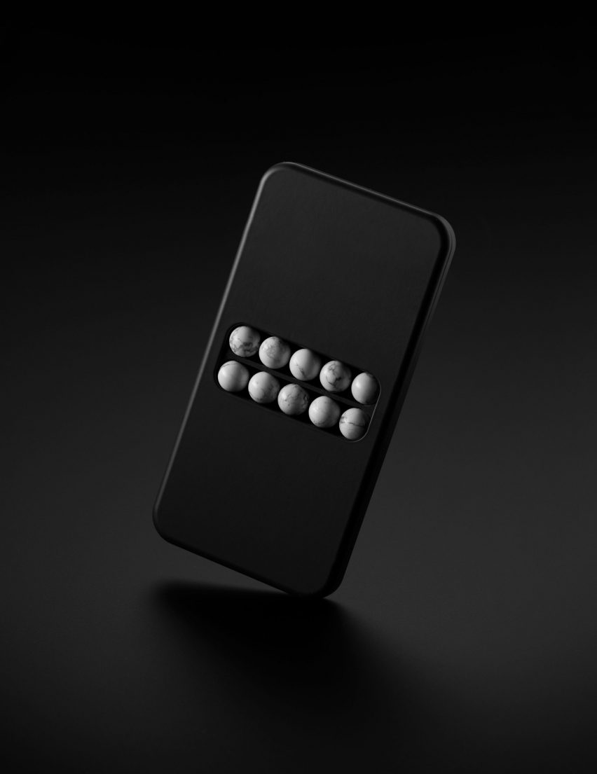 Klemens Schillinger’s Substitute Phone is designed to overcome smartphone addiction