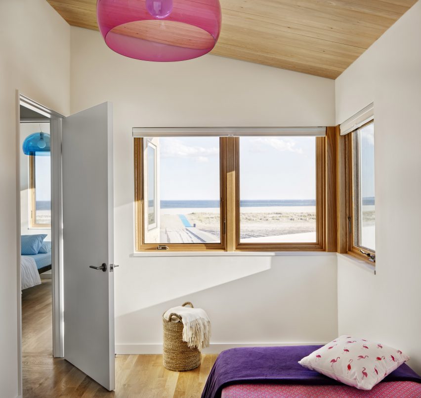 Surfboard House by BFDO Architects
