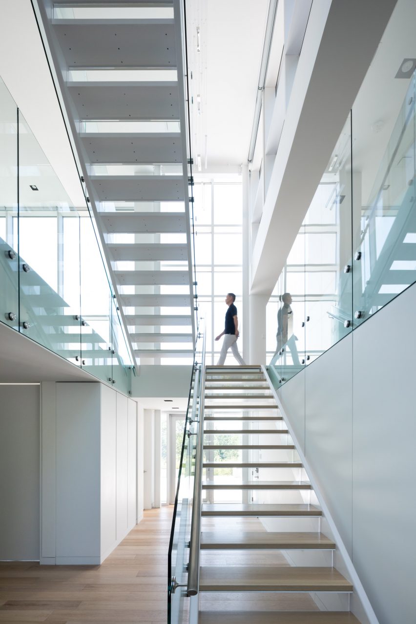 Syncline by Omar Gandhi Architect