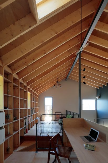 Tab House by Takanori Ineyama Architects