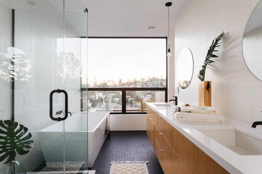 Tilt-Shift House by Aaron Neubert Architects