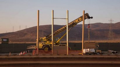 US-Mexico border wall prototype construction